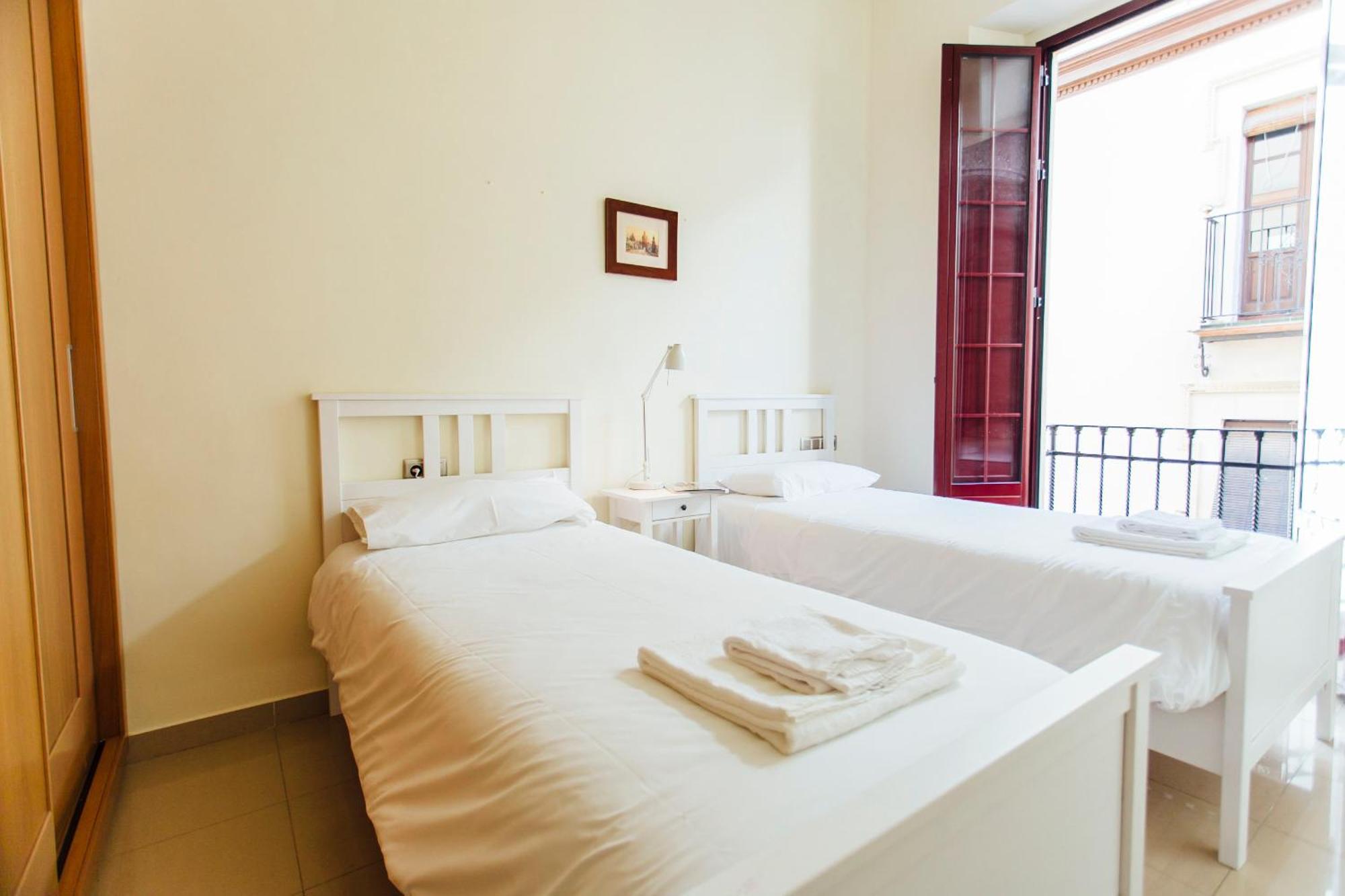 Bright And Central- 2Bd 1Bth- Malhara Seville Exterior photo